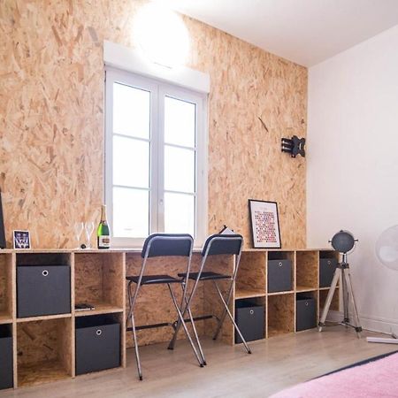 Appartement Au Centre De La Cite Des Sacres Reims Bagian luar foto